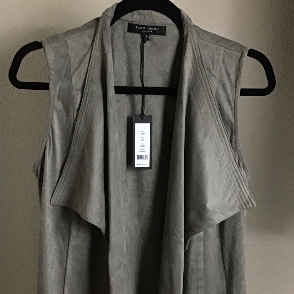 Brand New Cute Vest! - Picture 2 of 8